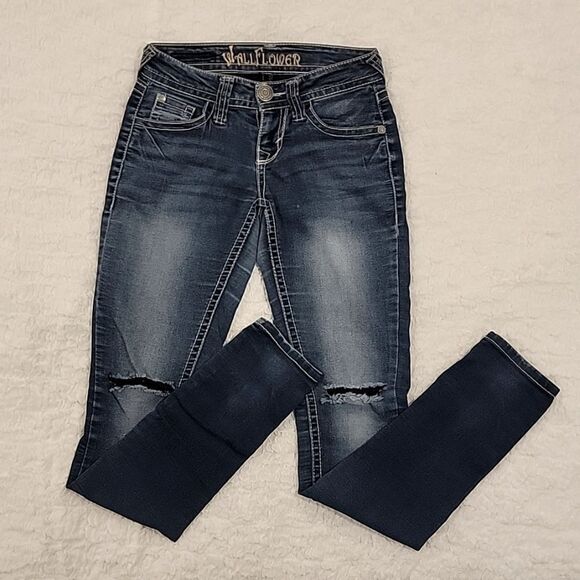 Wallflower Distressed Denim Jeans Size 0 - Picture 1 of 9